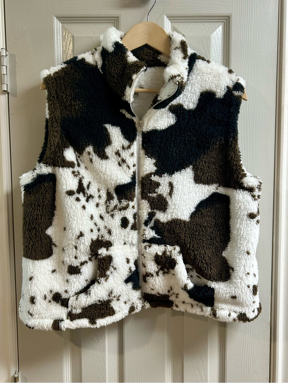 Kids Faux-Sherpa Cowprint Vest - Brown & White